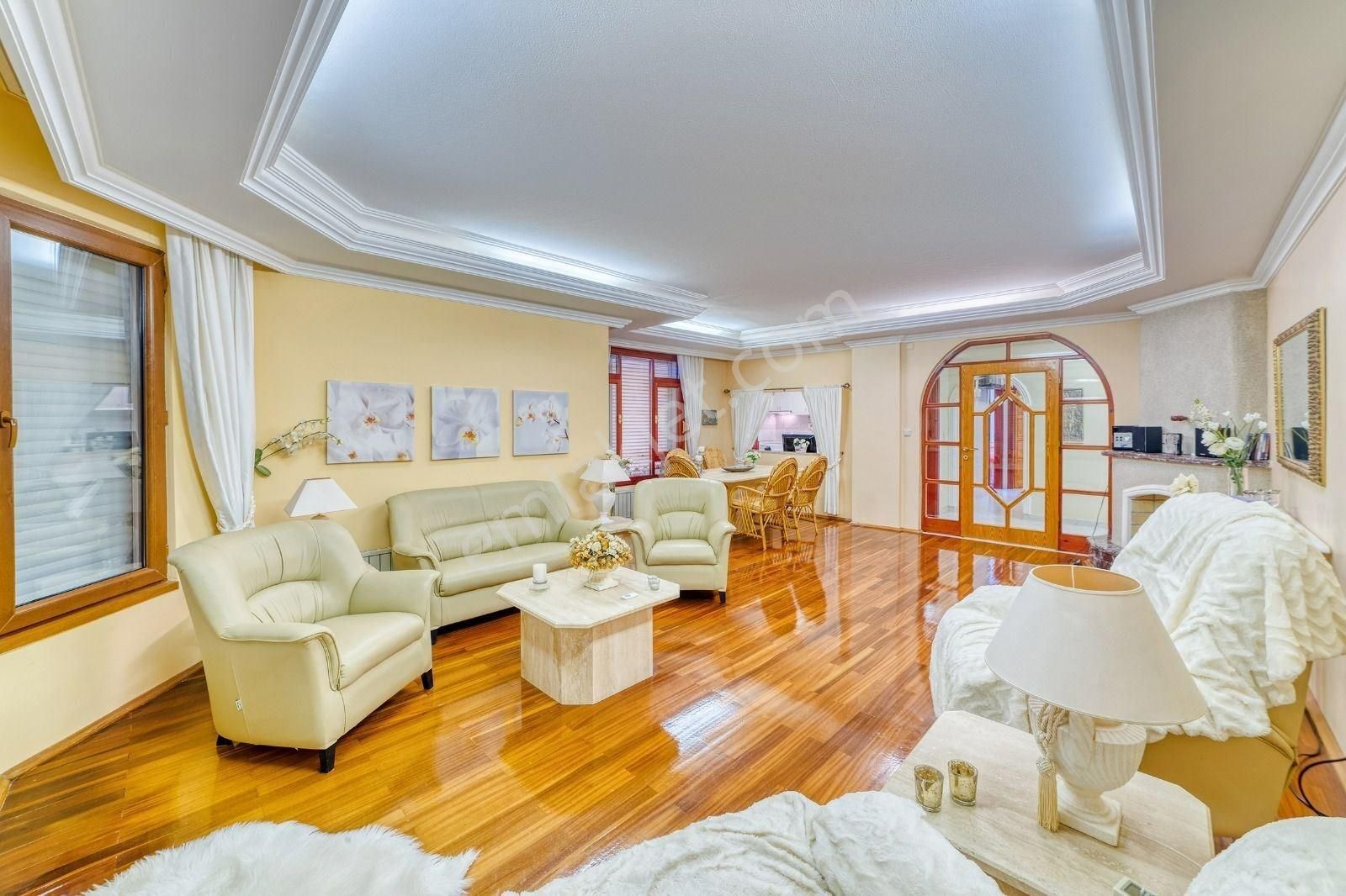 Alanya Oba'da Denize Sıfır Muhteşem Deniz Ve Kale Manzaralı Daire - Görsel 9