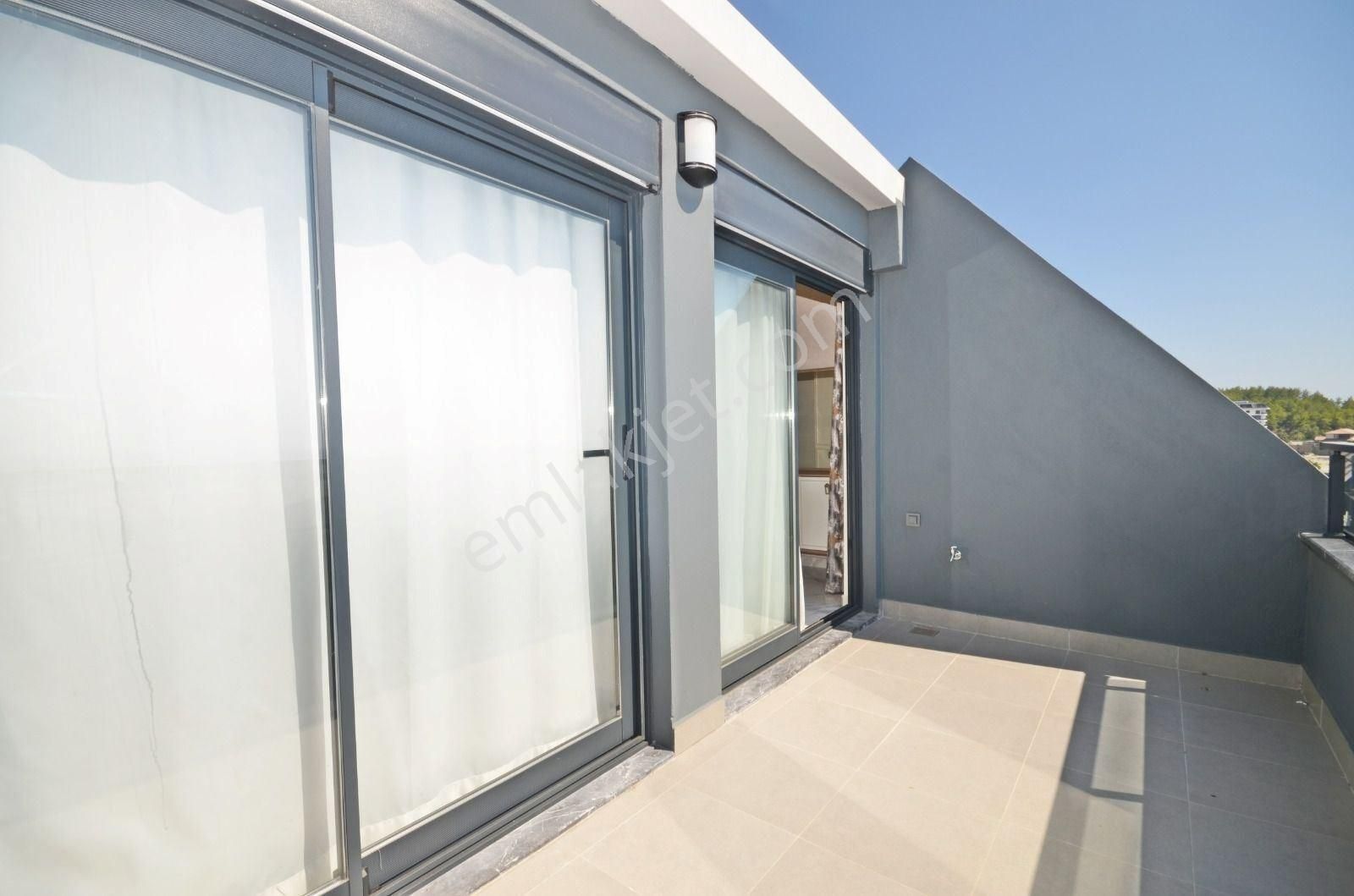 Alanya Demirtaş’ta 2+1 Eşyalı Lüks Daire Full Aktiviteli Site - Görsel 13