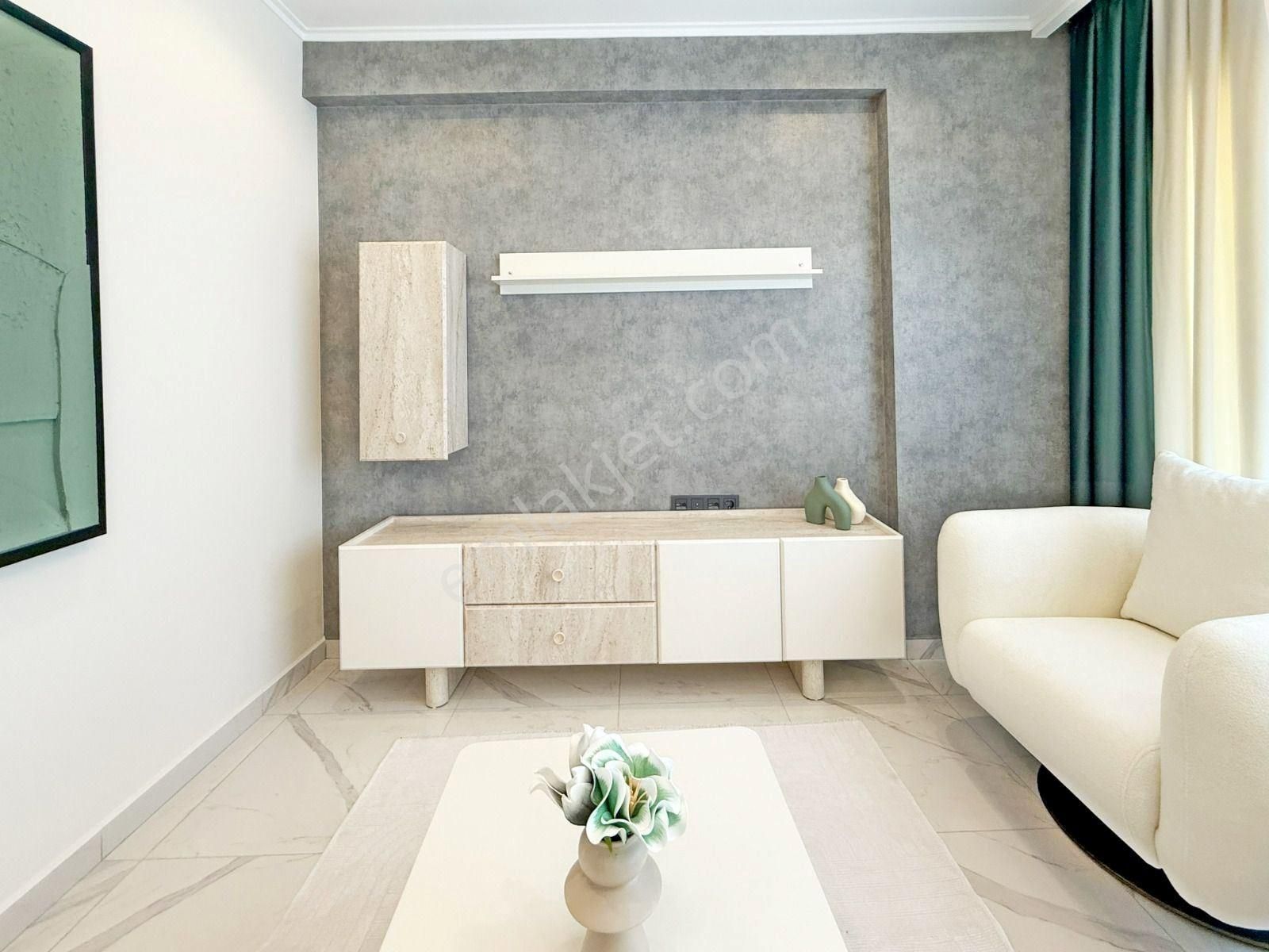 Alanya Demirtaş’ta 2+1 Eşyalı Lüks Daire Full Aktiviteli Site - Görsel 4