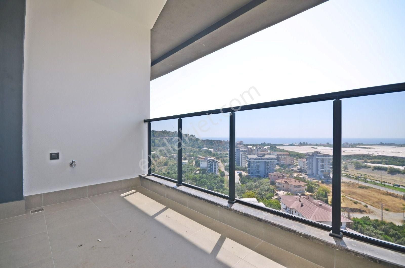 Alanya Demirtaş’ta 2+1 Eşyalı Lüks Daire Full Aktiviteli Site - Görsel 8