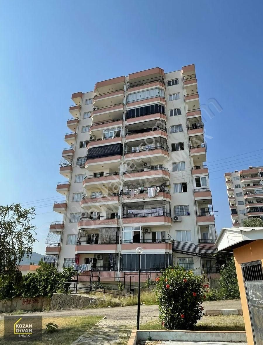 Kozan Divan Emlak'tan Güzel Evler'de Kiralık Kombili 3+1