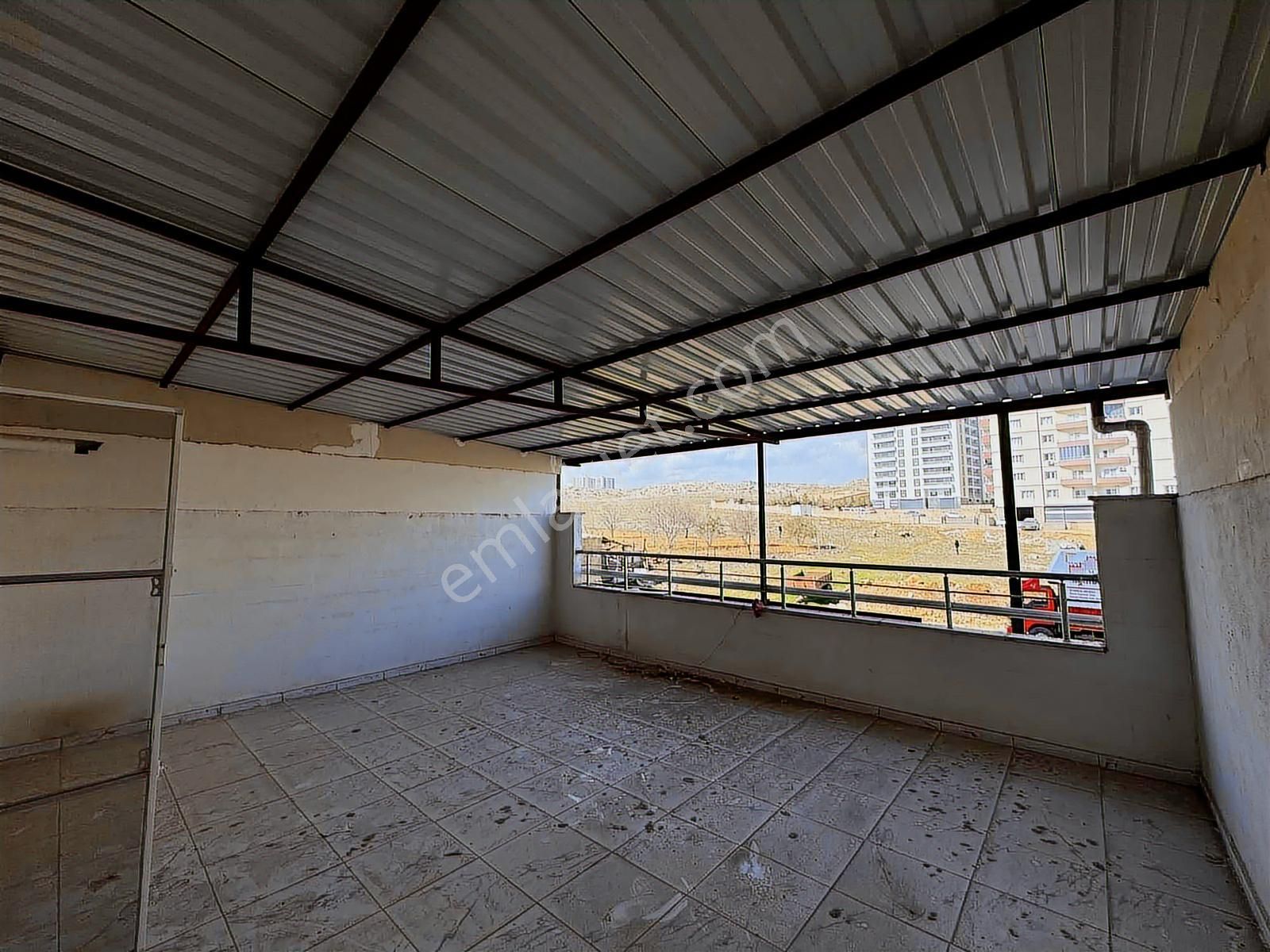 Azk'den Şehir Hastanesi Karşısı Teraslı 95 M2 1+1 Satılık Daire - Görsel 16