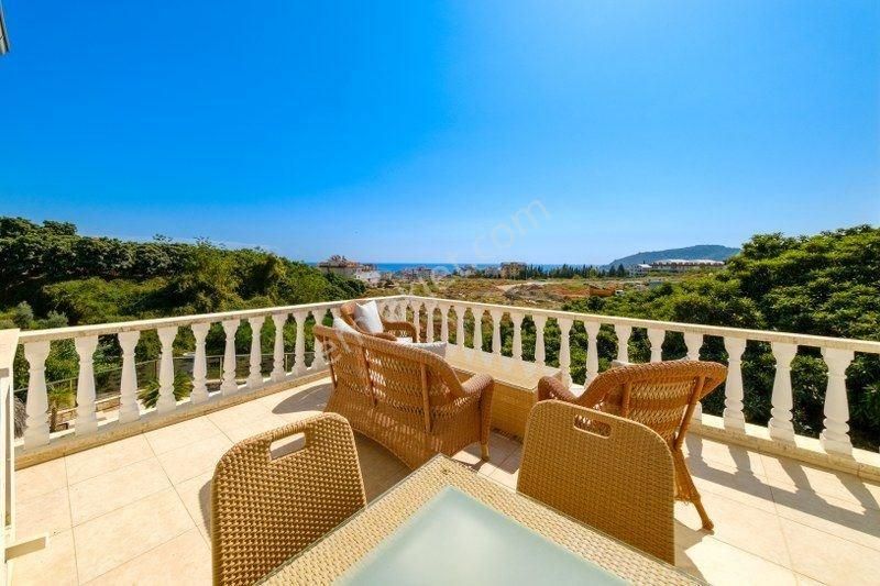 Alanya Hasbahçe Müstakil Havuzlu Lüks 4+1 Satılık Villa - Görsel 35