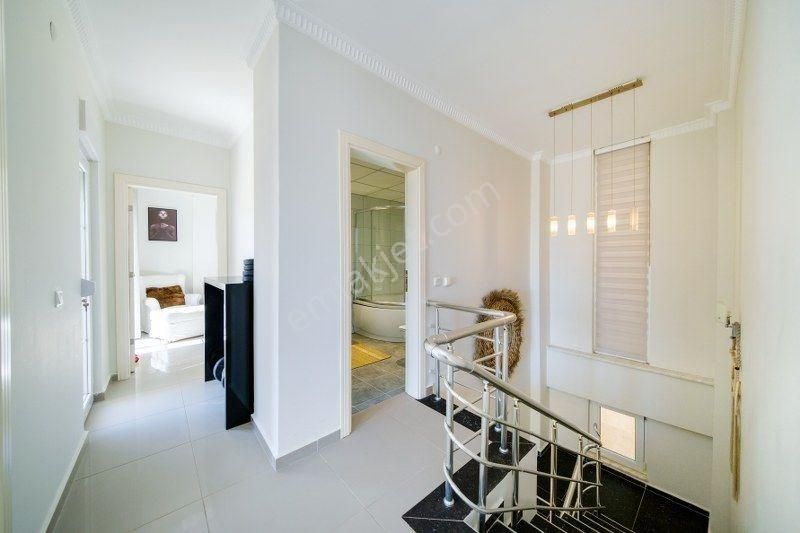 Alanya Hasbahçe Müstakil Havuzlu Lüks 4+1 Satılık Villa - Görsel 28