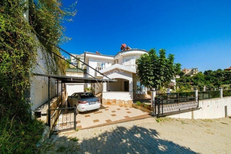 Alanya Hasbahçe Müstakil Havuzlu Lüks 4+1 Satılık Villa - Görsel 11