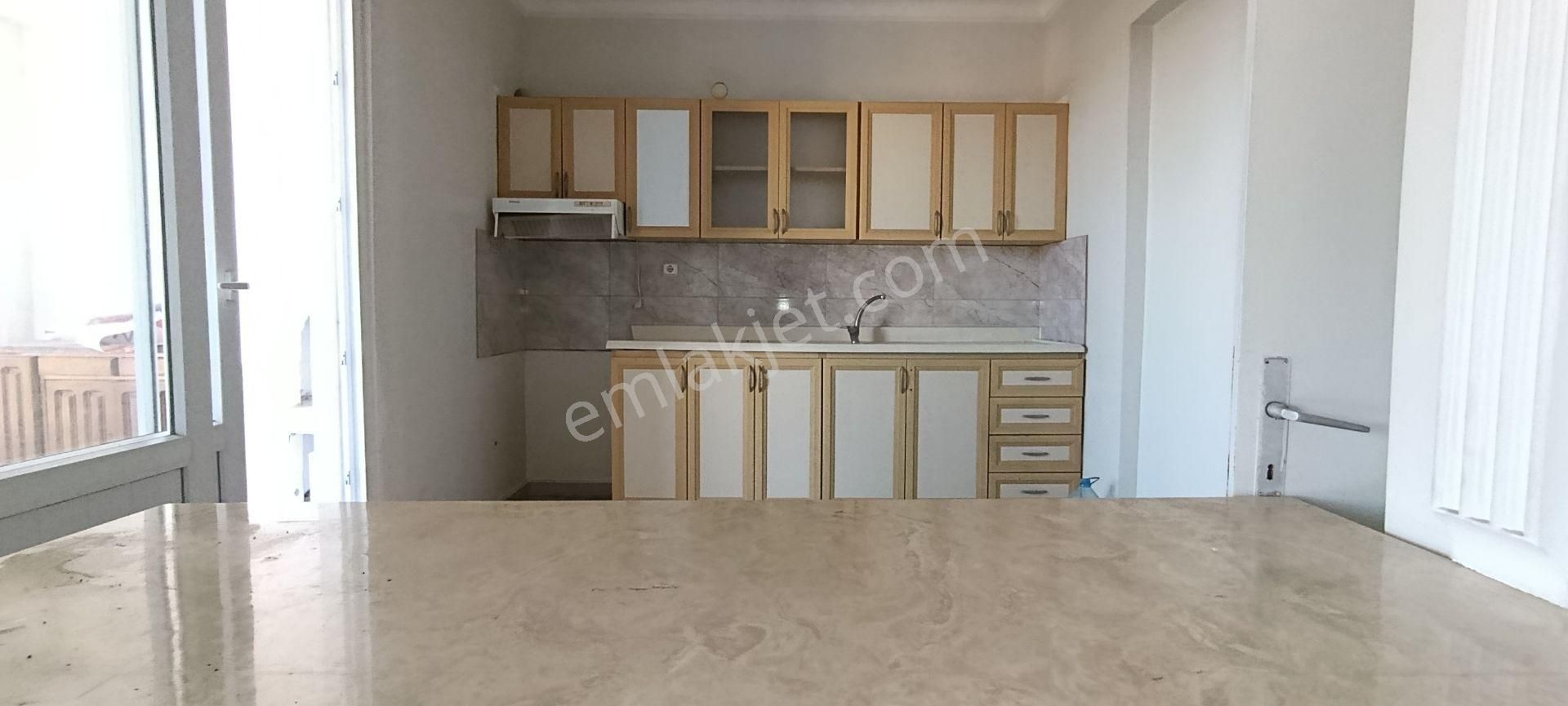 Erdemli / Tömük Mh. Havuzlu Site İçi Geniş Kullanım 2+1 Yazlık - Görsel 5