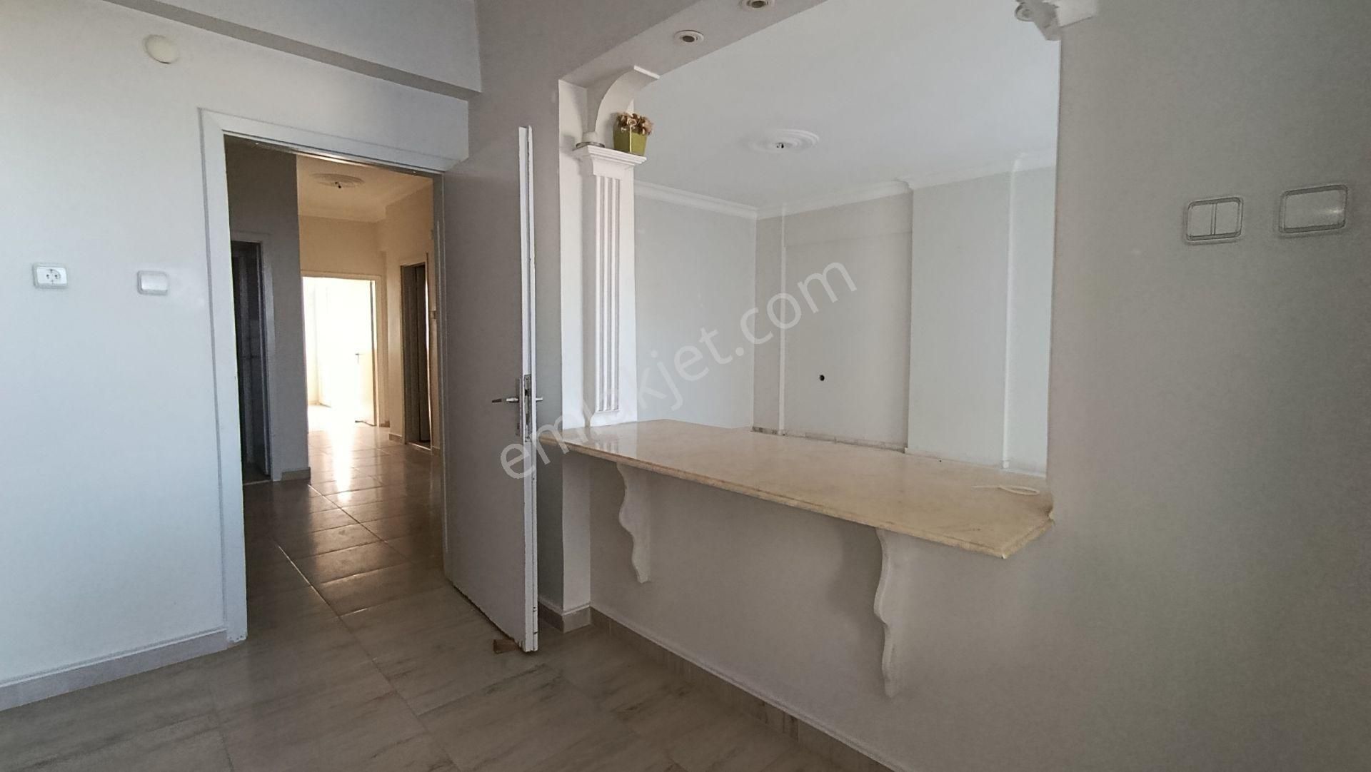 Erdemli / Tömük Mh. Havuzlu Site İçi Geniş Kullanım 2+1 Yazlık - Görsel 7