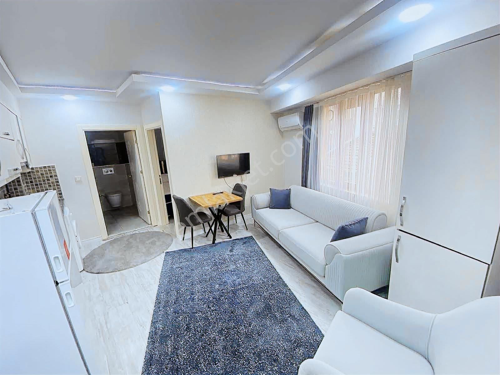 C21 Net'ten Çınar'da Cad.üzeri 1+1 Eşyalı Kiracılı Satılık Apart