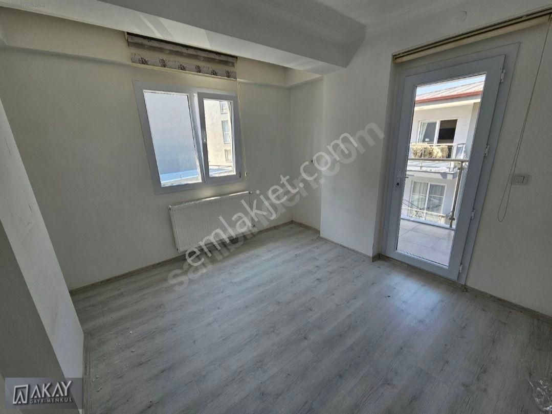 Söke Cumhuriyet Mahallesinde Kiralık Doğalgazlı 2+1 Daire - Görsel 7