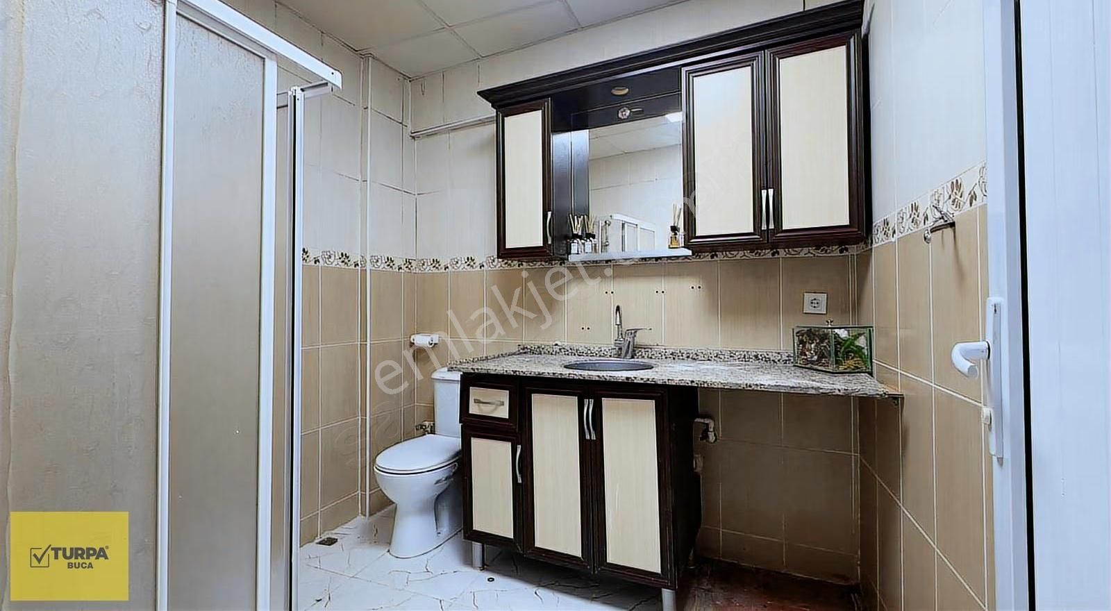 Turpa Buca'dan Geniş Bahçeli Doğalgazlı Otoban Yakını Daire - Görsel 21