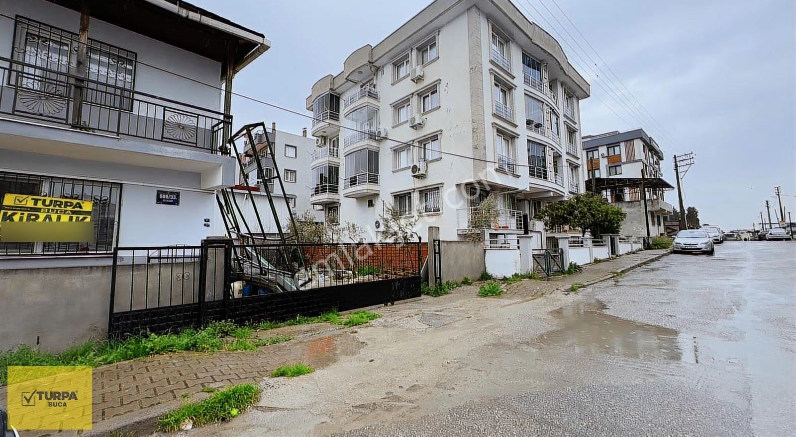 Turpa Buca'dan Geniş Bahçeli Doğalgazlı Otoban Yakını Daire - Görsel 15