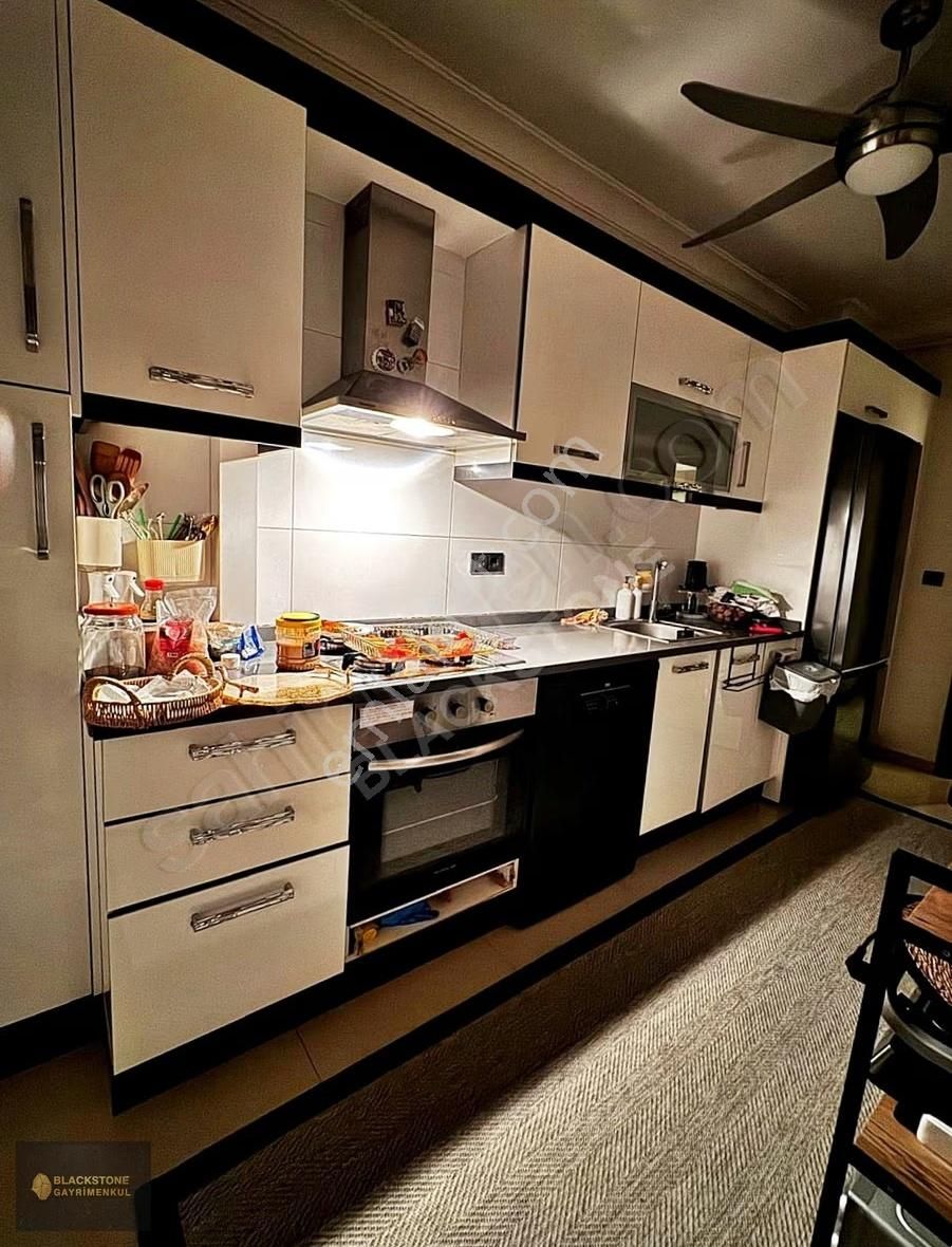 Fikri Altay Mahallesinde Satılık 2+1 Masrafsız Fırsat Satılık - Görsel 3