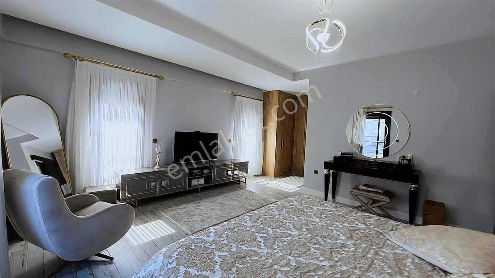Menemen Günerlide Satılık Villa Tam Müstakil Havuzlu Otoparklı - Görsel 8