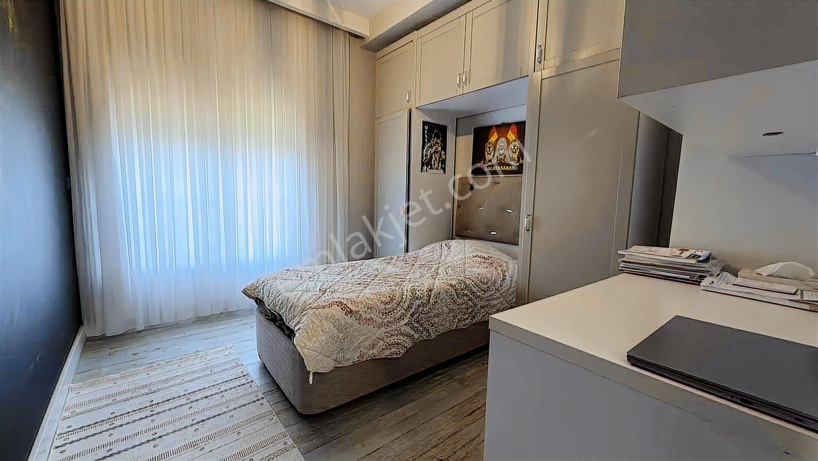 Menemen Günerlide Satılık Villa Tam Müstakil Havuzlu Otoparklı - Görsel 16