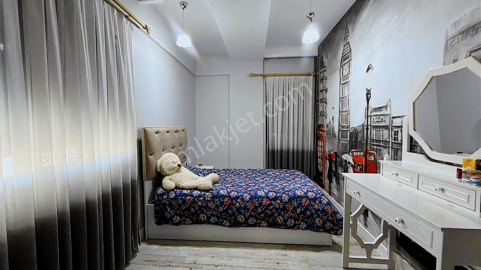 Menemen Günerlide Satılık Villa Tam Müstakil Havuzlu Otoparklı - Görsel 2