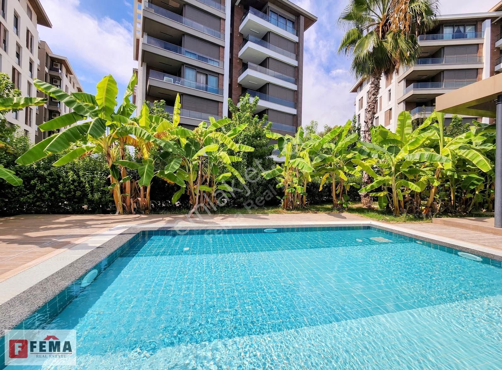 Konyaaltı'nın En Prestijli Projelernden Casaba'da Lüks 2+1 Daire - Görsel 13