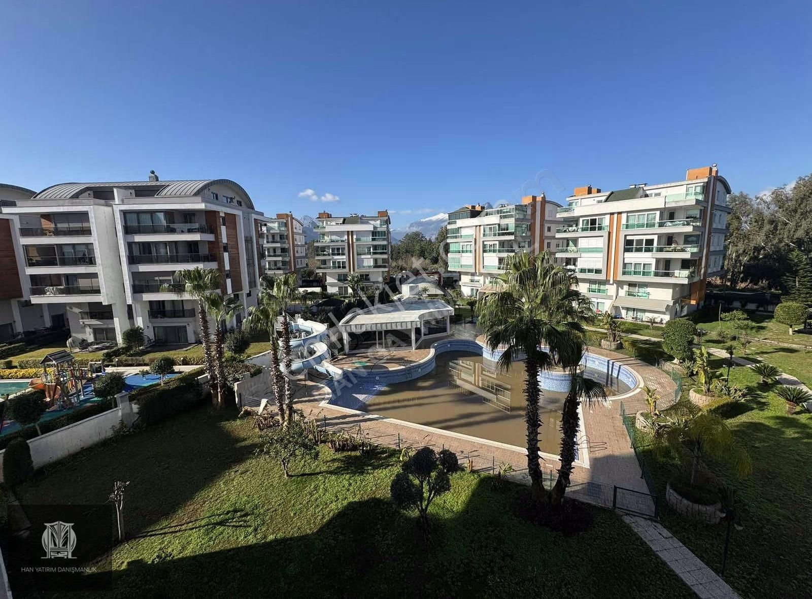 Han'dan Mollayusuf'da Havuzlu Güvenlikli Site Eşyalı Kiralık!