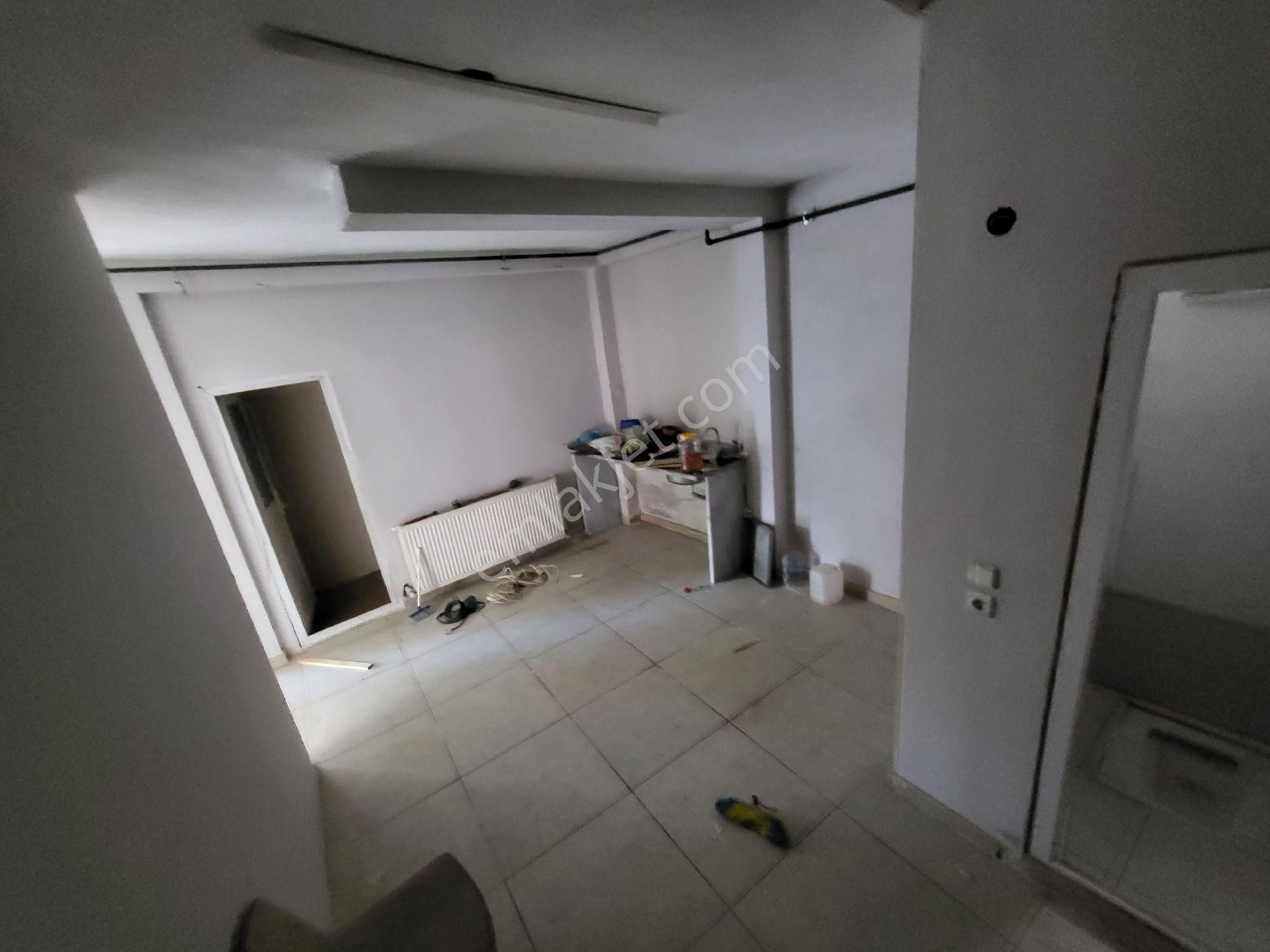 Boğazköy Yunusemre Mahallesi’nde Ana Cadde Üzeri 2 Katlı Kiralık Dükkan - Görsel 6