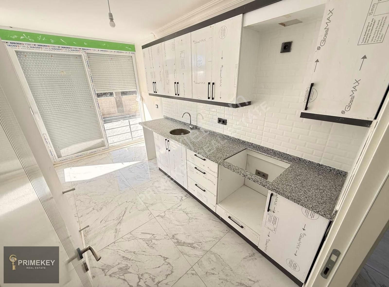 Demirel Tramvay Yakını Gerçek Yüksek Giriş 2+1 Daire