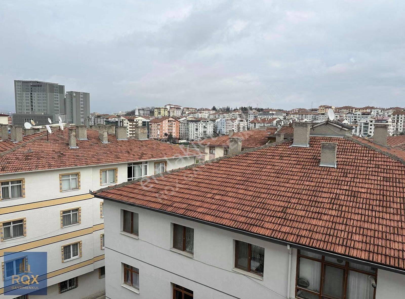 30 Ağustos Mahallesi Ara Kat Masrafsız Cepheleri Açık 3+1 Daire - Görsel 10