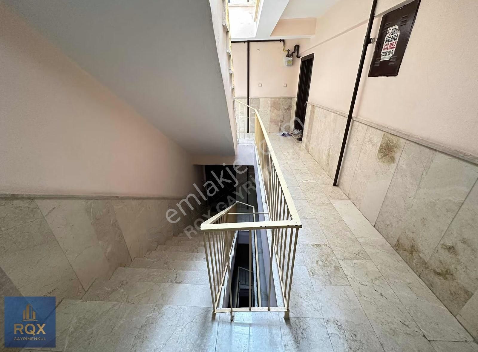 30 Ağustos Mahallesi Ara Kat Masrafsız Cepheleri Açık 3+1 Daire - Görsel 22