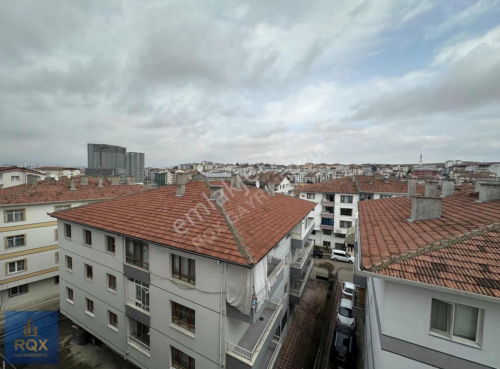 30 Ağustos Mahallesi Ara Kat Masrafsız Cepheleri Açık 3+1 Daire - Görsel 3