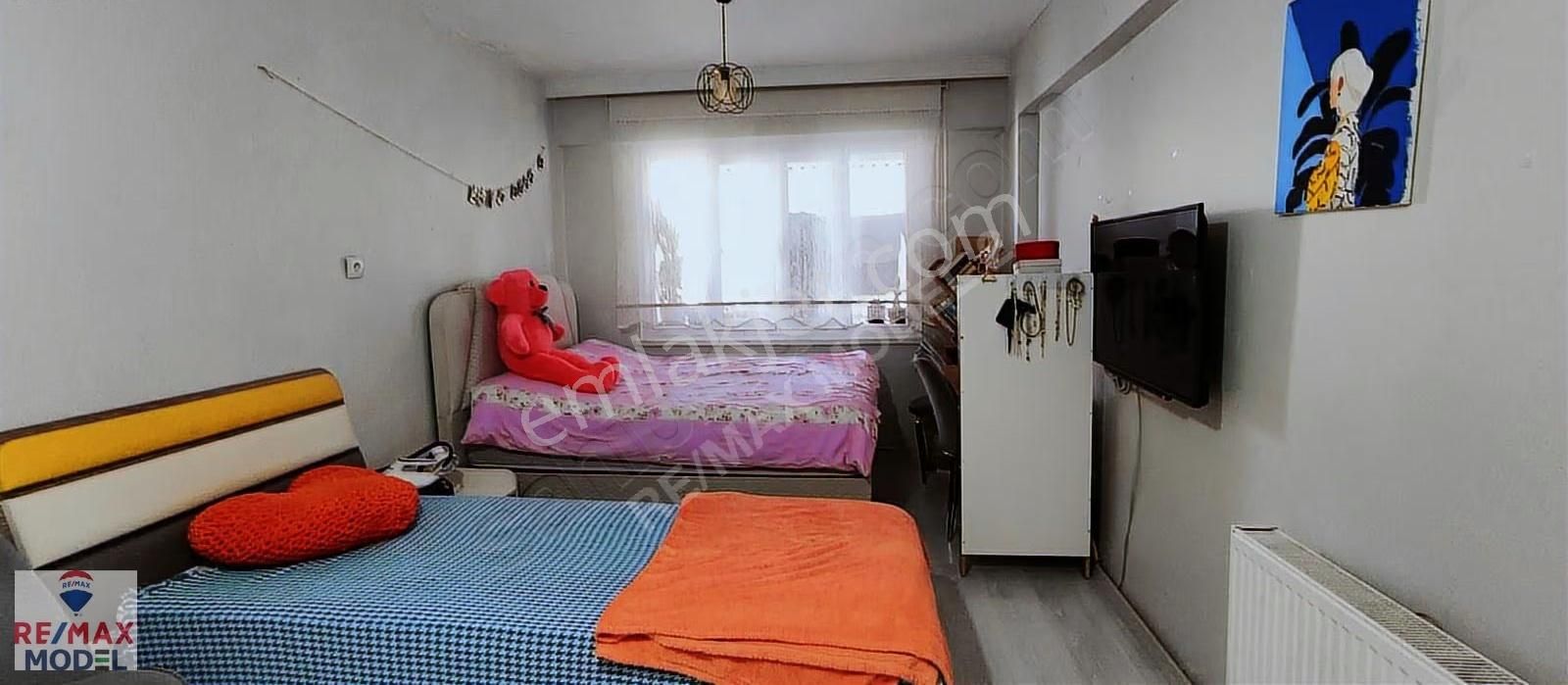 Remax Model Den Kiremitçi De Geniş Ve Ferah 2,5+1 Satılık Daire - Görsel 8