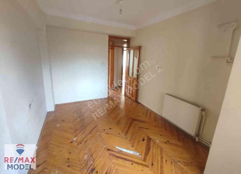 Remax Model Den Emek Caddesinde 3+1 Kiralık Dubleks Daire - Görsel 17