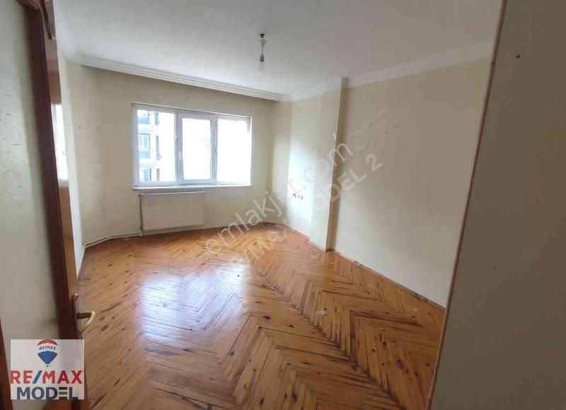 Remax Model Den Emek Caddesinde 3+1 Kiralık Dubleks Daire - Görsel 10