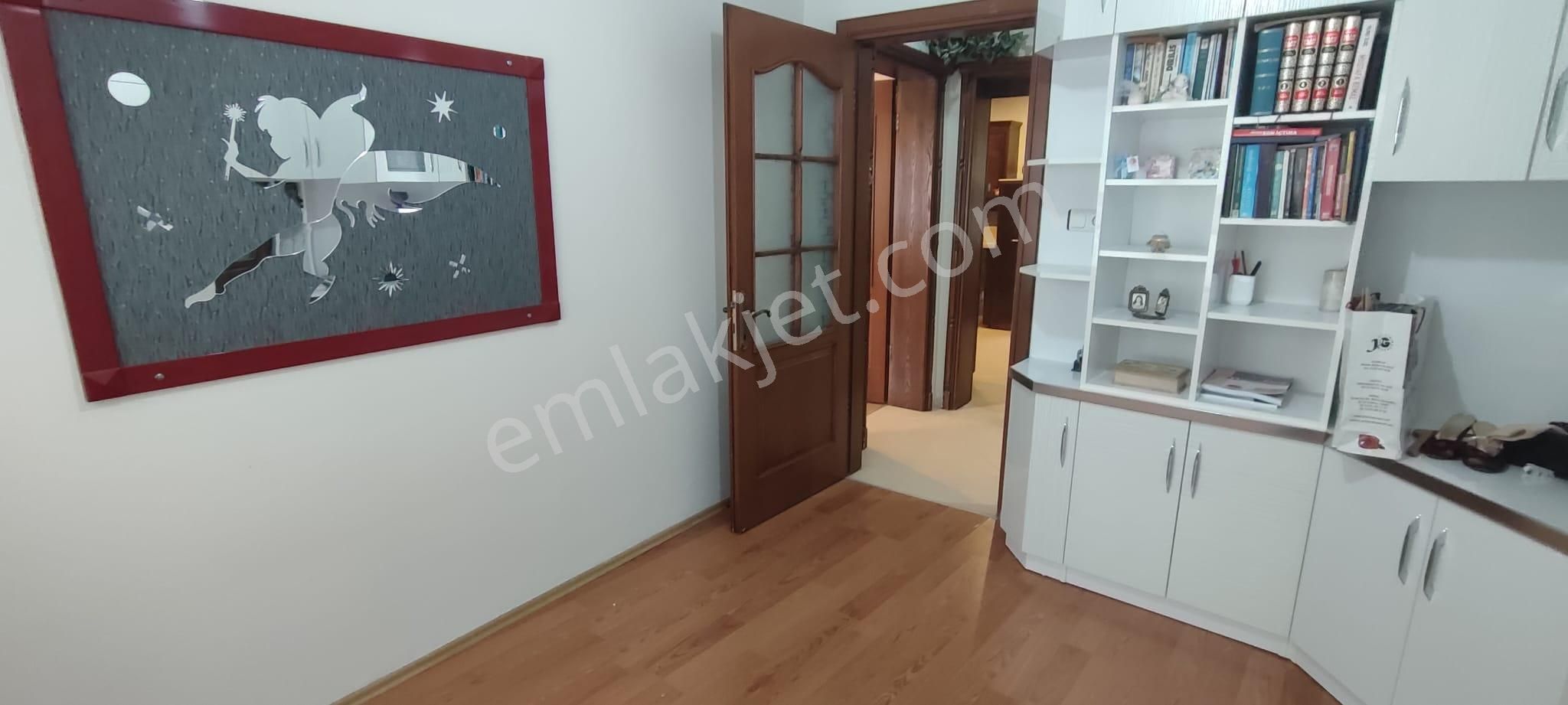 Kiralık Söke Konak Mahallesinde Doğal Gazlı Ara Kat Daire - Görsel 23