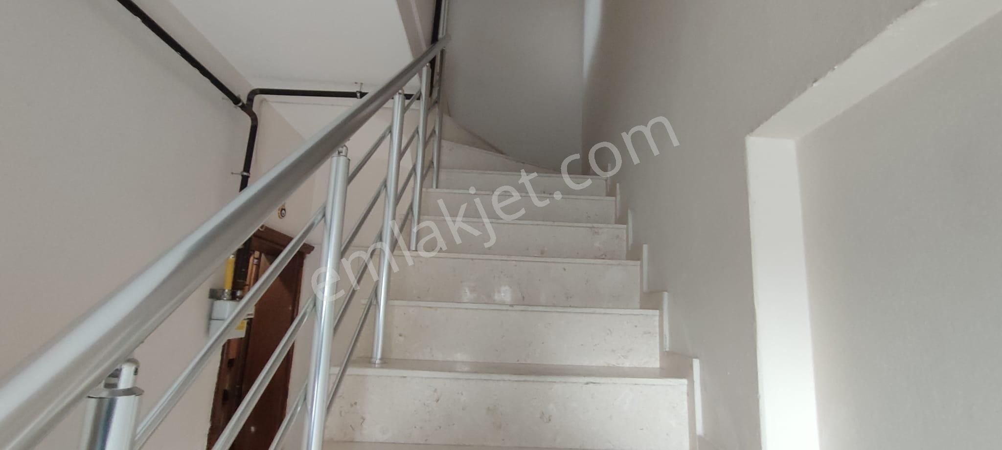 Kiralık Söke Konak Mahallesinde Doğal Gazlı Ara Kat Daire - Görsel 13