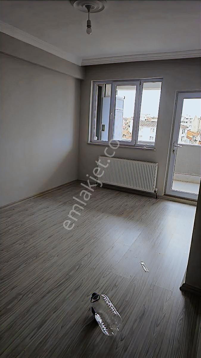 90m Harika Fiyat Oturum İzinleri Alınmış Kiracılı - Görsel 4