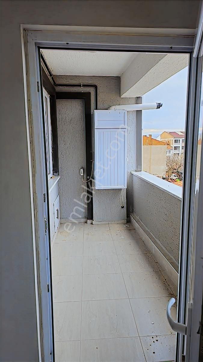 90m Harika Fiyat Oturum İzinleri Alınmış Kiracılı - Görsel 5