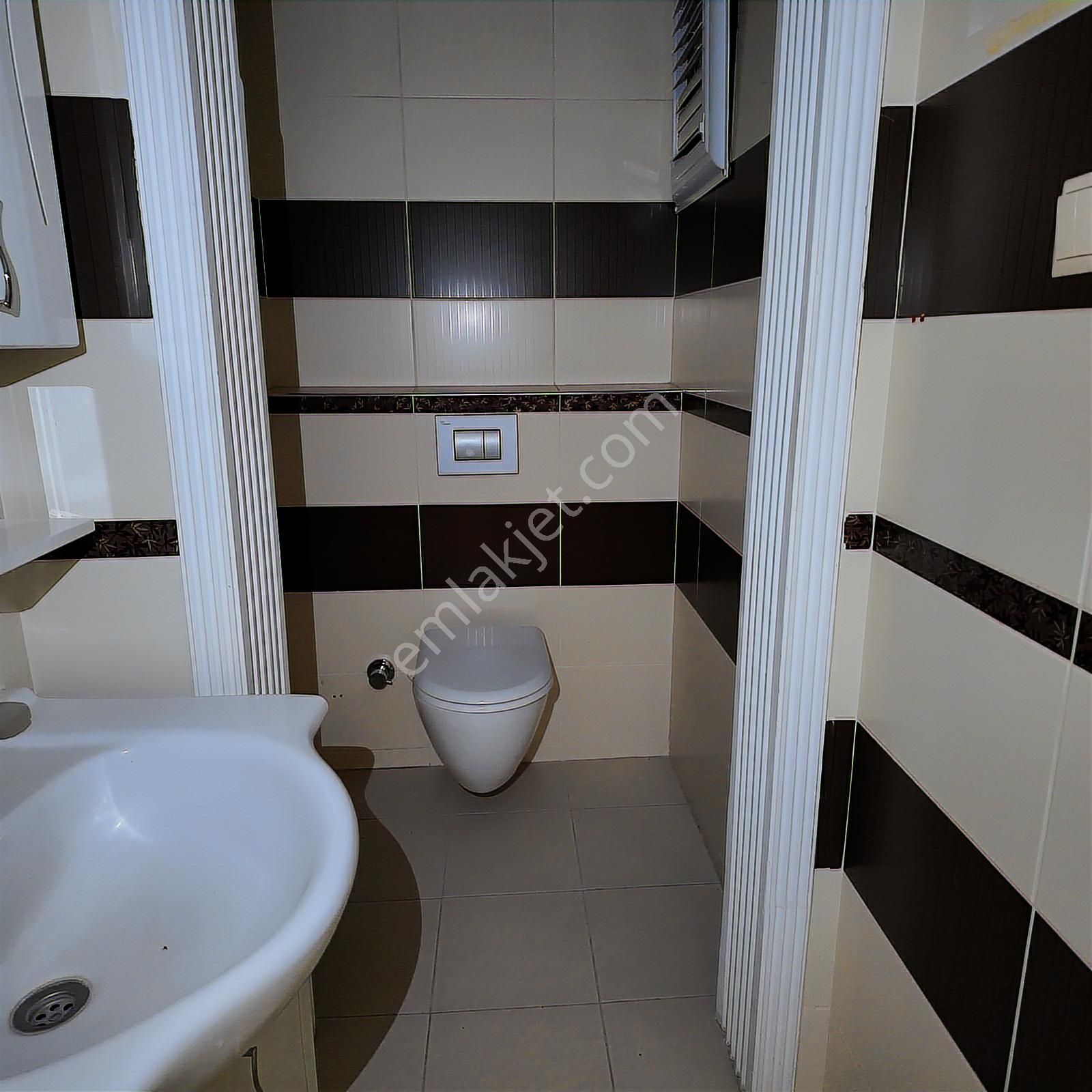 Kethüda Cadde Üzeri Bağımsız Teraslı 180 M2 3+1 Asansörlü Daire - Görsel 4