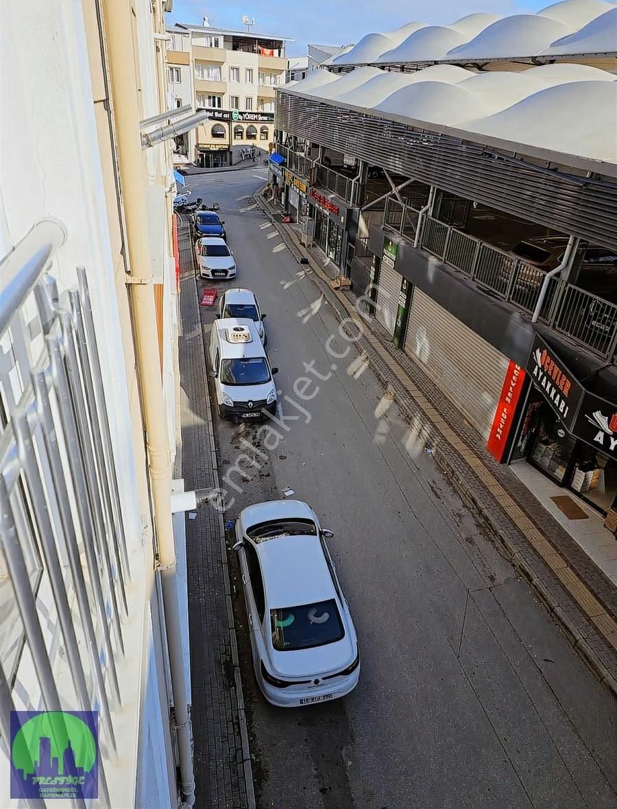 Üçevler Merkezinde 3+1 Kiralık - Görsel 22