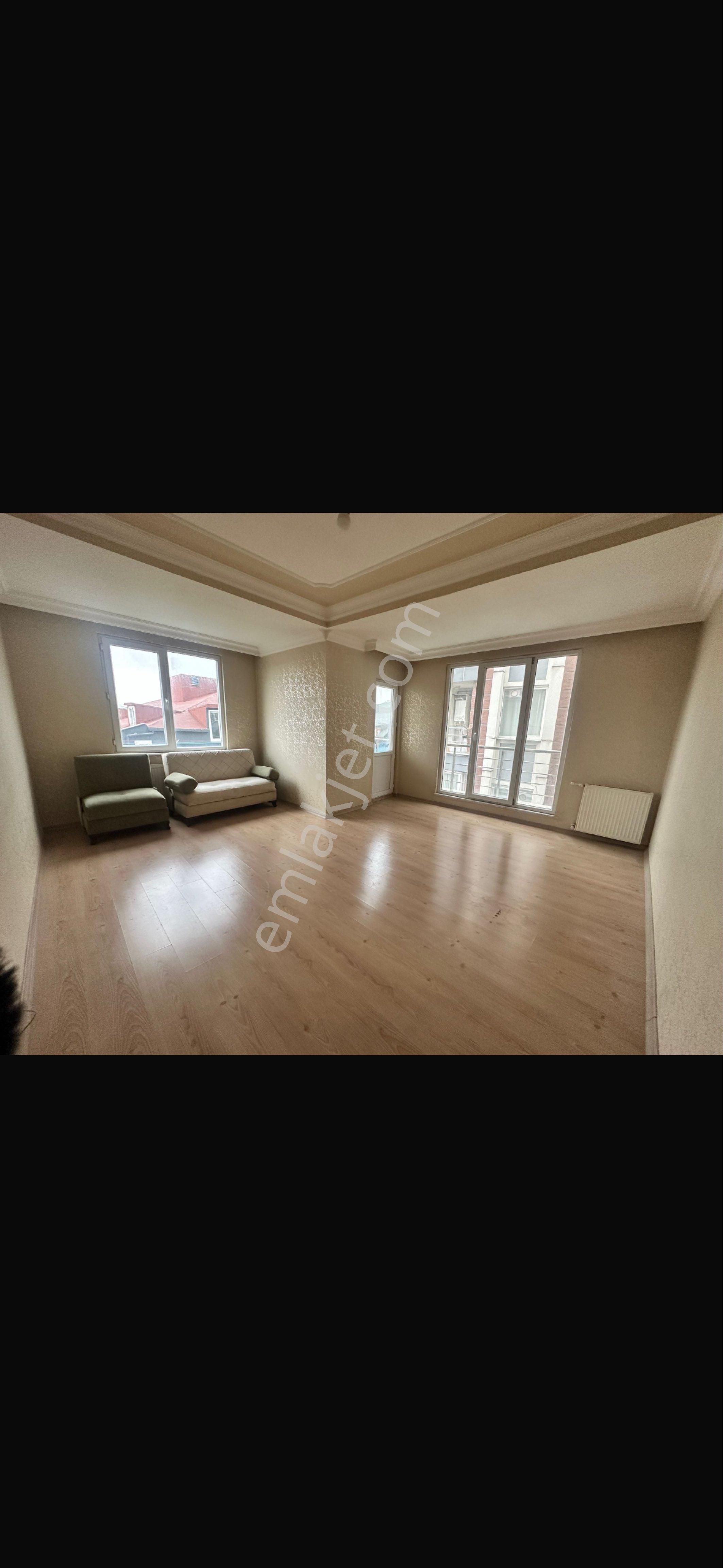 Beylikdüzü Yakuplu Merkez Konumda 2 + 1 Satılık Daire