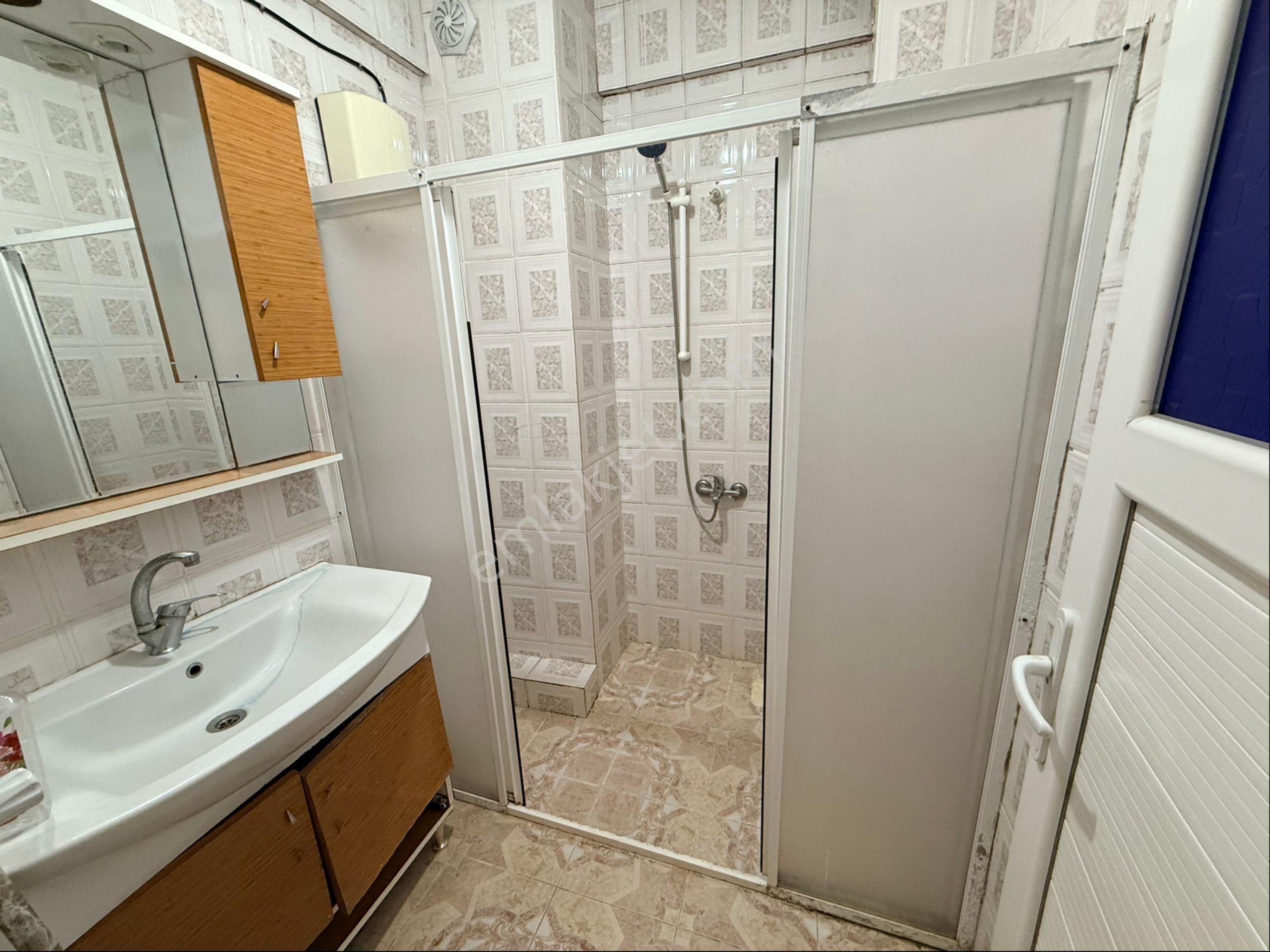 Arnavutköy Taşoluk Mahallesi – Zirve Konumda Kiralık 2+1 Arakat Daire - Görsel 4