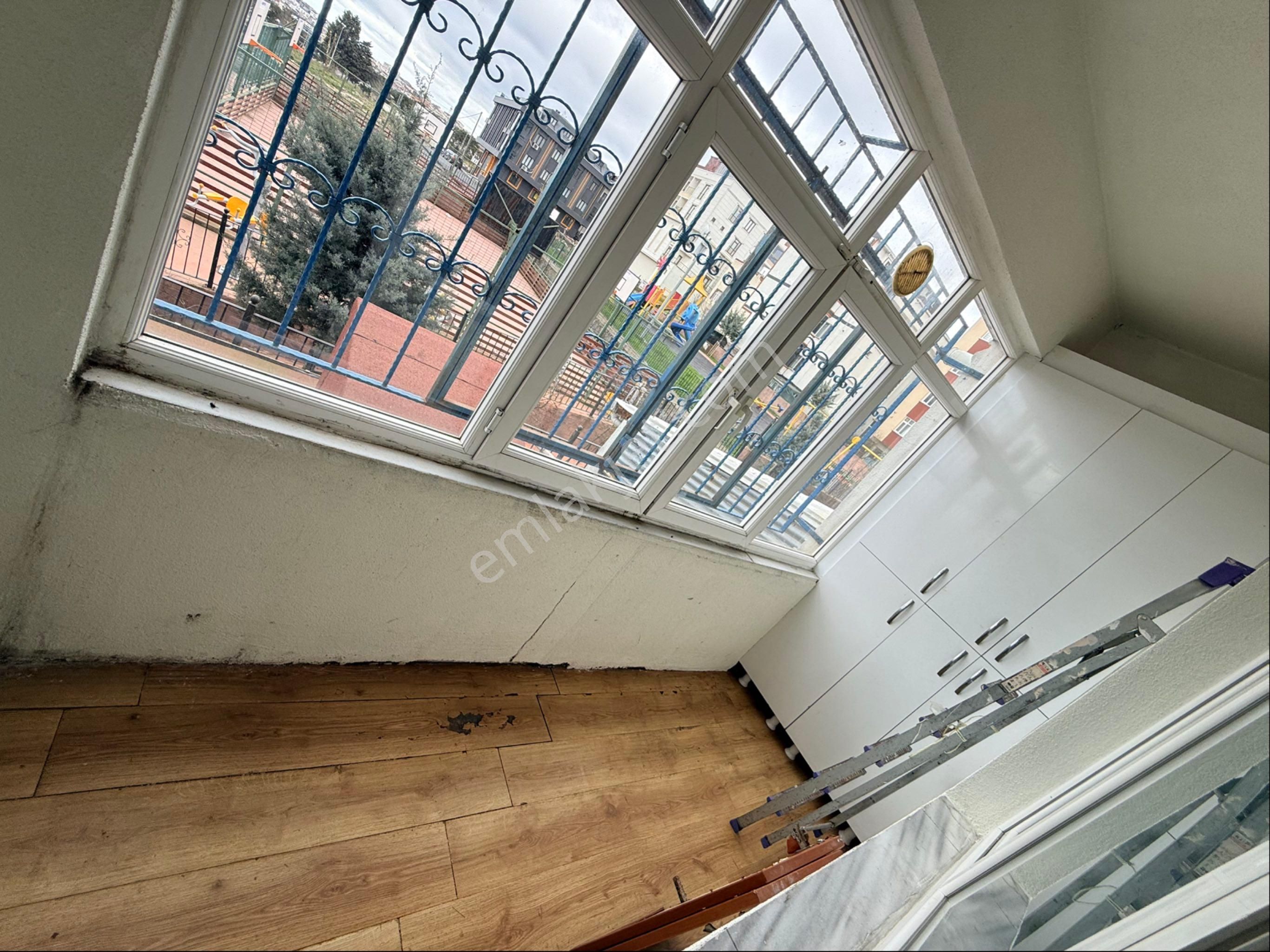 Arnavutköy Taşoluk Mahallesi – Zirve Konumda Kiralık 2+1 Arakat Daire - Görsel 2