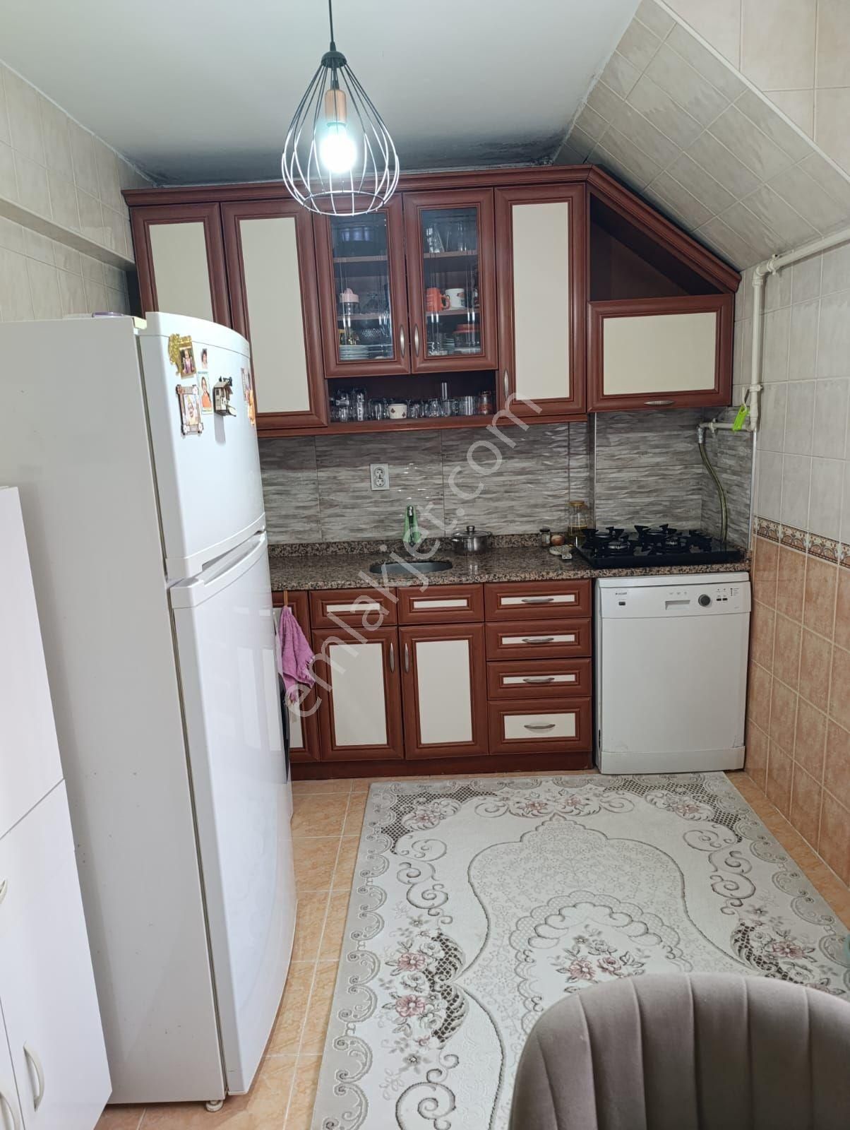 Es Emlaktan Bayrampaşa Kartaltepede Satılık Bahçe Katı - Görsel 11