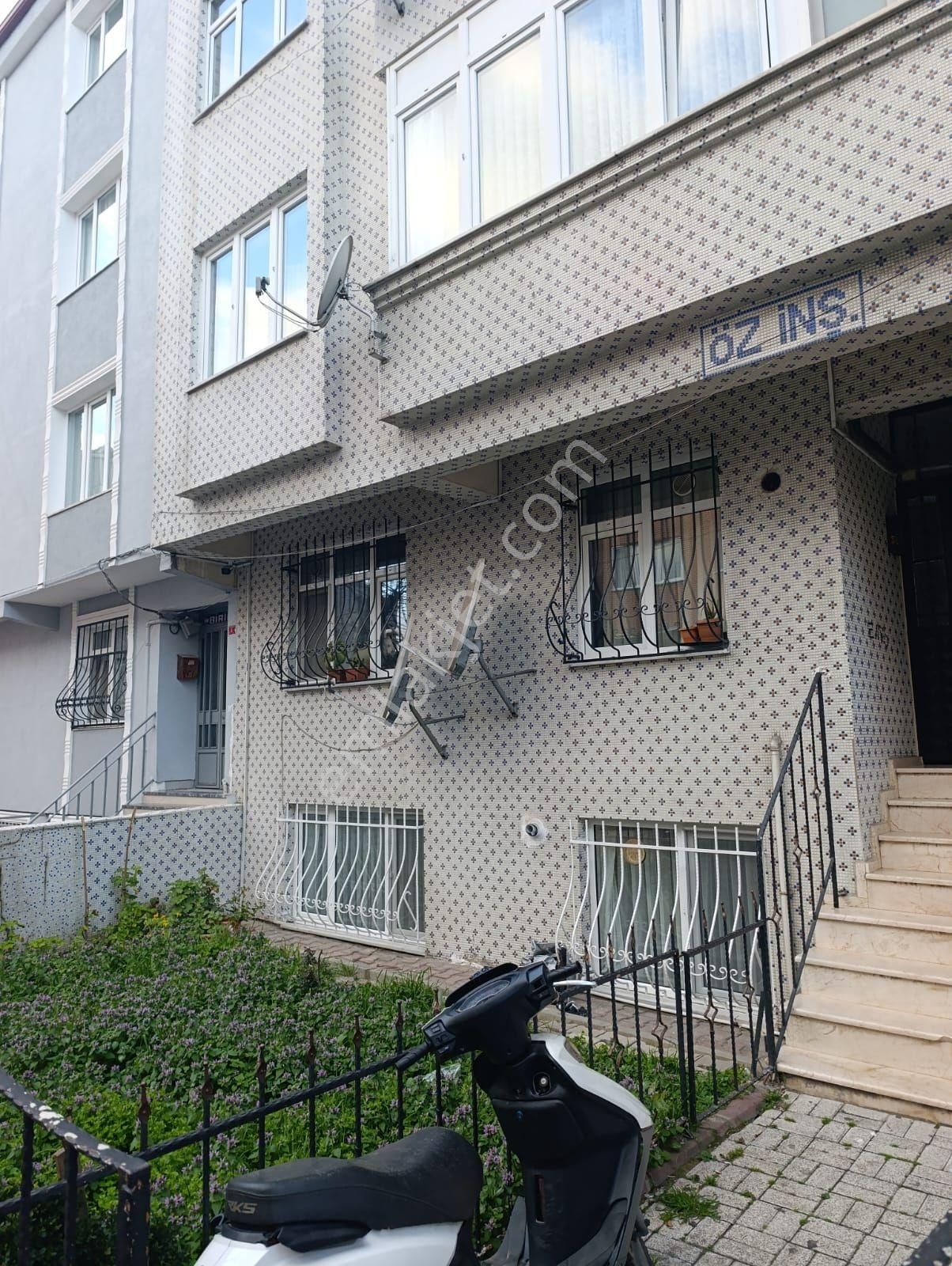 Es Emlaktan Bayrampaşa Kartaltepede Satılık Bahçe Katı - Görsel 2