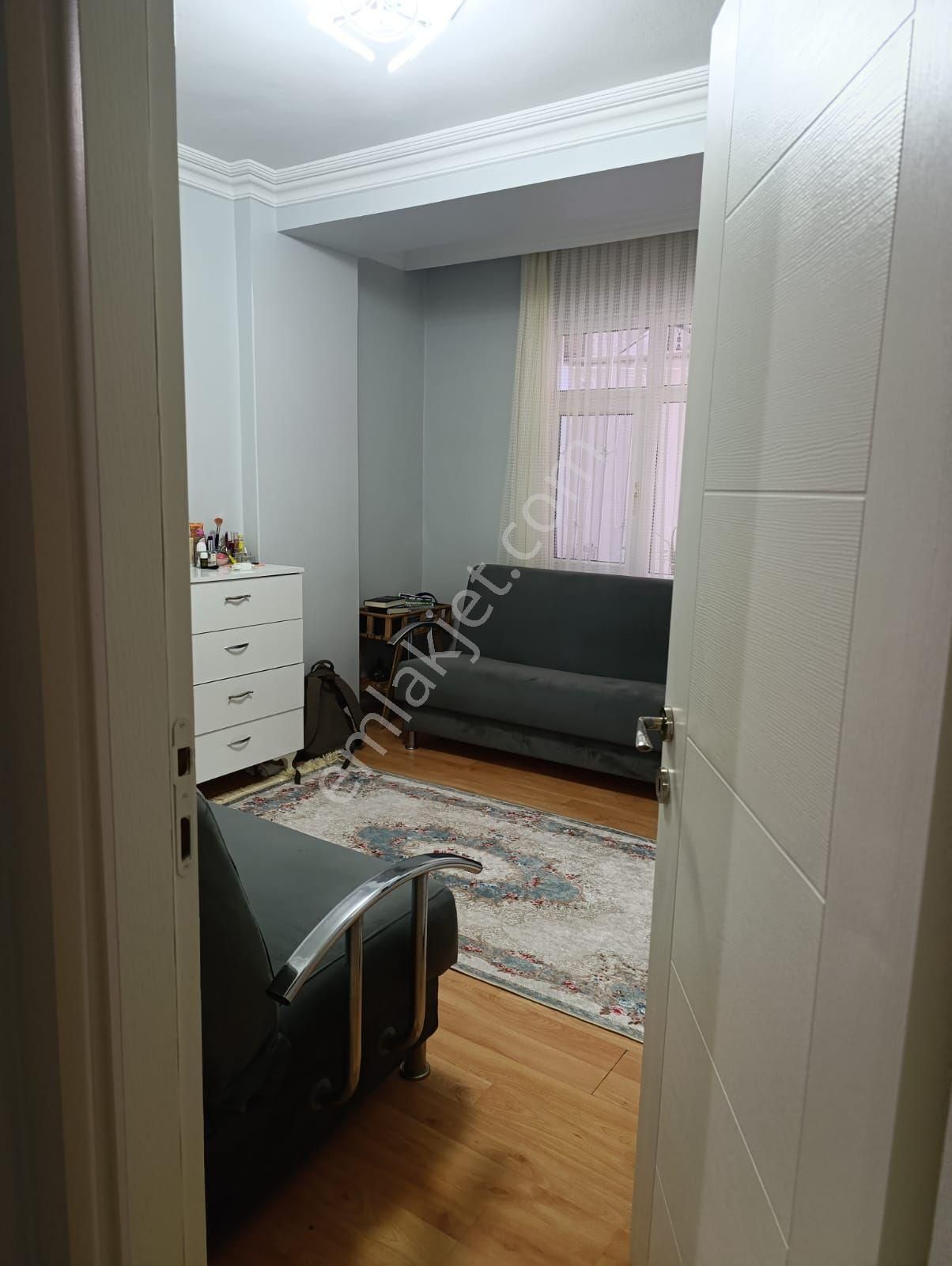 Es Emlaktan Bayrampaşa Kartaltepede Satılık Bahçe Katı - Görsel 6