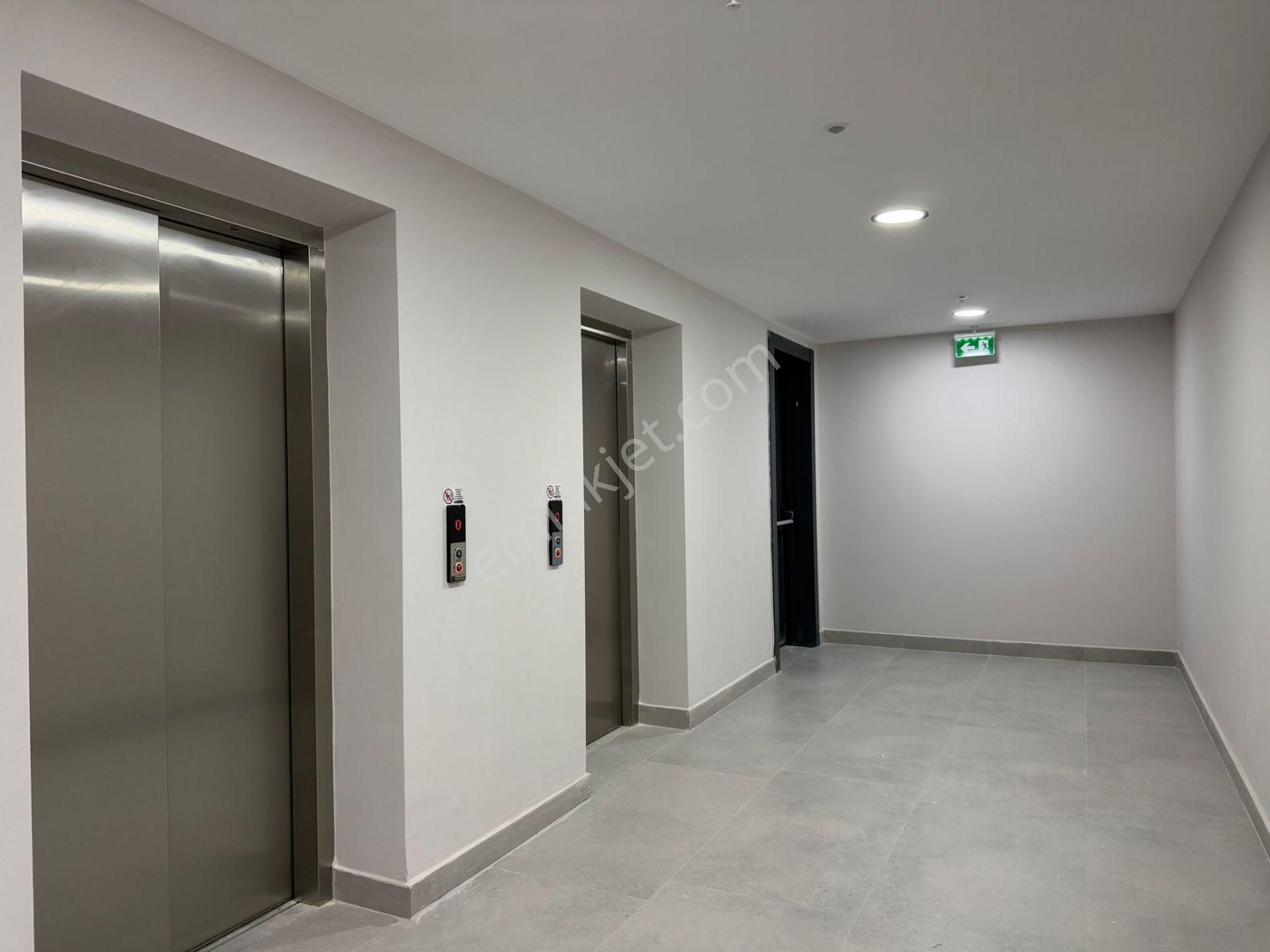 Bordo Yaşam'da Zarif, Özenle Döşenmiş 1+1 | Eşyalı | Kiralık - Görsel 35