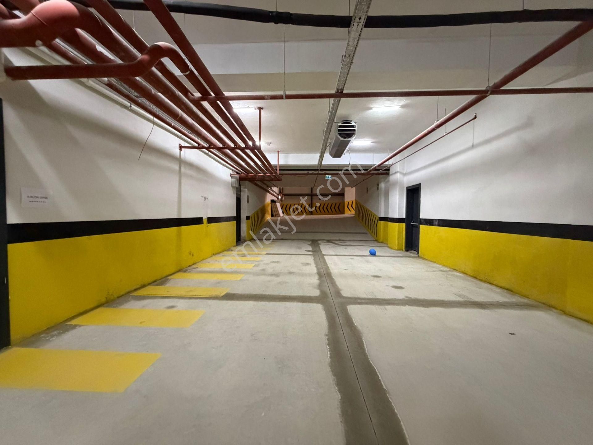 Bordo Yaşam'da Zarif, Özenle Döşenmiş 1+1 | Eşyalı | Kiralık - Görsel 33