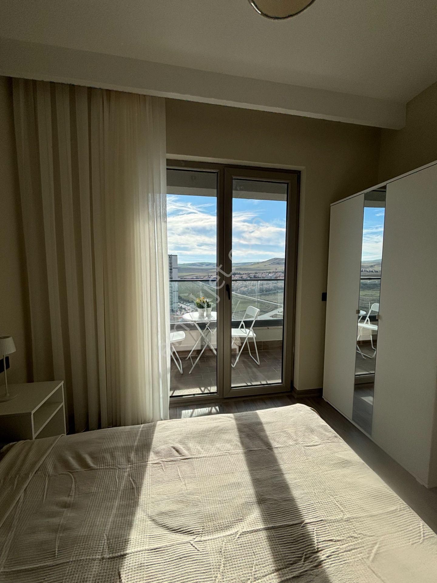 Bordo Yaşam'da Zarif, Özenle Döşenmiş 1+1 | Eşyalı | Kiralık - Görsel 16