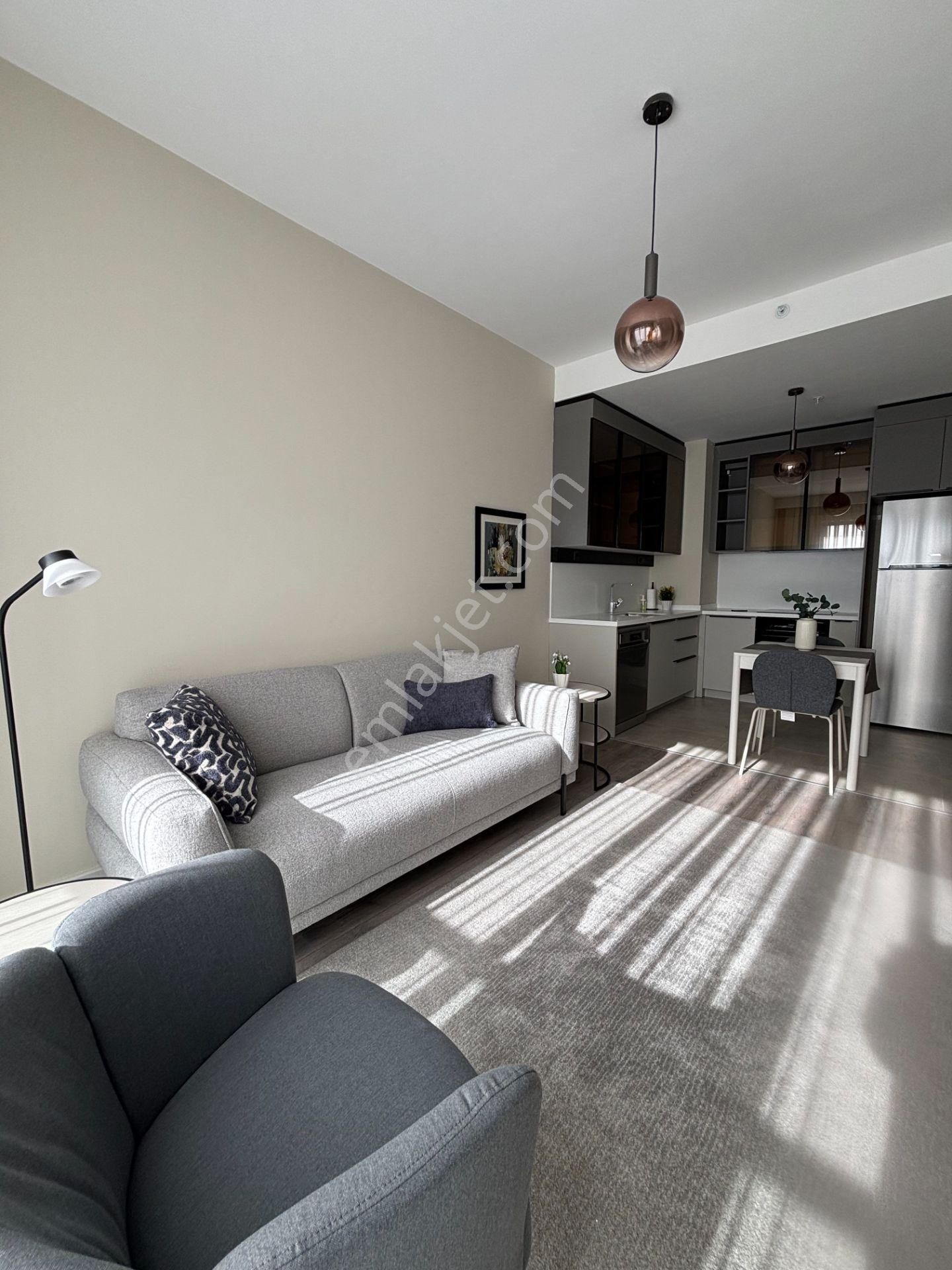 Bordo Yaşam'da Zarif, Özenle Döşenmiş 1+1 | Eşyalı | Kiralık - Görsel 8