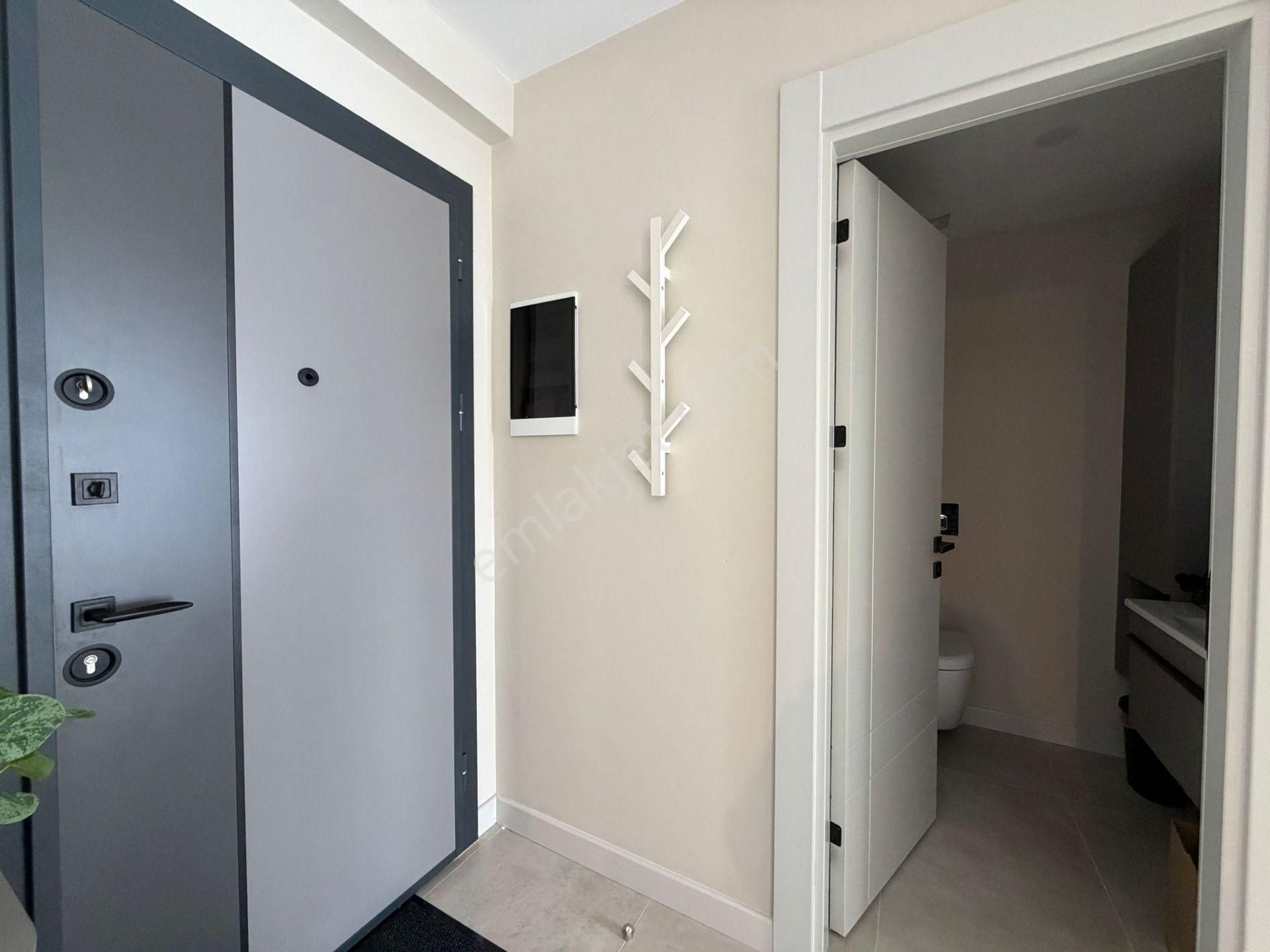 Bordo Yaşam'da Zarif, Özenle Döşenmiş 1+1 | Eşyalı | Kiralık - Görsel 17