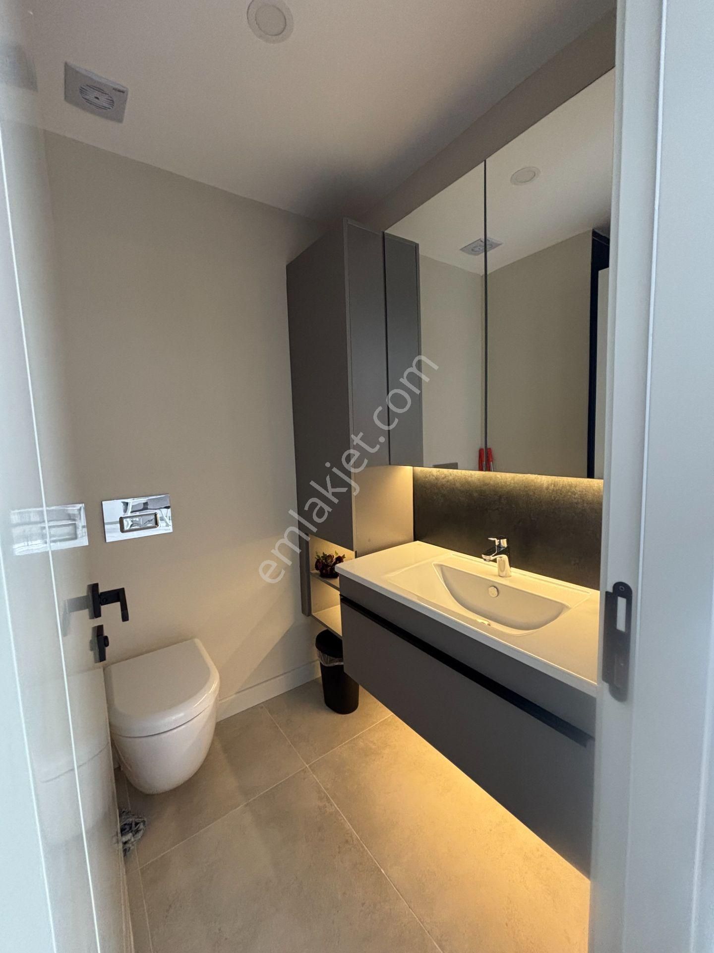 Bordo Yaşam'da Zarif, Özenle Döşenmiş 1+1 | Eşyalı | Kiralık - Görsel 18