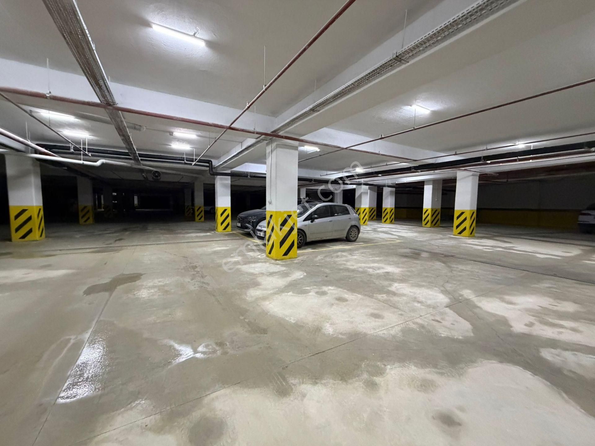 Bordo Yaşam'da Zarif, Özenle Döşenmiş 1+1 | Eşyalı | Kiralık - Görsel 31