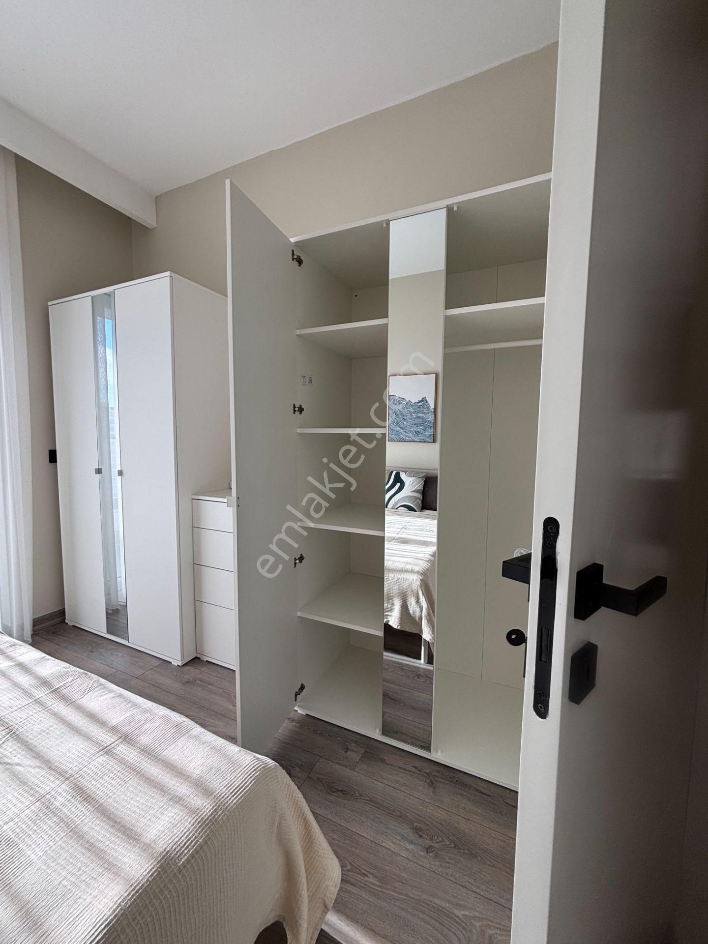 Bordo Yaşam'da Zarif, Özenle Döşenmiş 1+1 | Eşyalı | Kiralık - Görsel 15