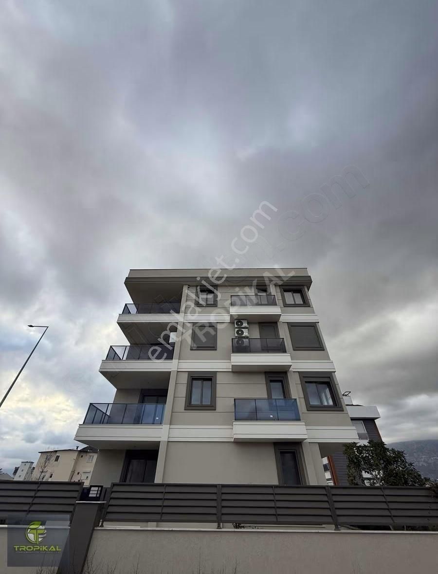 Yeniköy'de Dubleks 4+1 Havuzlu Daire - Görsel 24